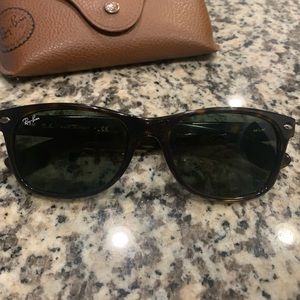 Ray Ban Wayfarer Sunglasses